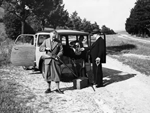 Men on a shoot with a 1939 Bedford HC 5/6cwt, c1939