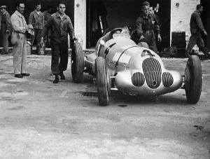 Mechanic Prints: Mercedes-Benz W125 Grand Prix car, 1937