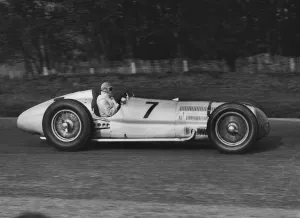 Mercedes Benz W154, Hermann Lang, Donington Grand Prix 1938. Creator: Unknown Mercedes Benz W154, Hermann Lang, Donington Grand Prix 1938. Creator: Unknown