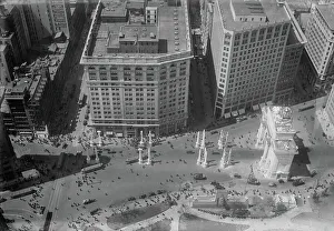 Birds Eye View Prints: From Met. Bldg. 1918 or 1919. Creator: Bain News Service