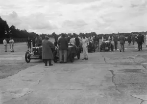 Starting Grid Prints: MG and Austin 7 at the LCC Relay GP, Brooklands, 25 July 1931. Artist: Bill Brunell