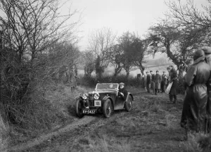 MG J2 of Mrs MM Riley at the Sunbac Colmore Trial, near Winchcombe, Gloucestershire, 1934