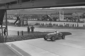 Number 5 Prints: MG K3 of JHT Smith racing at Brooklands, Surrey, c1930s. Artist: Bill Brunell