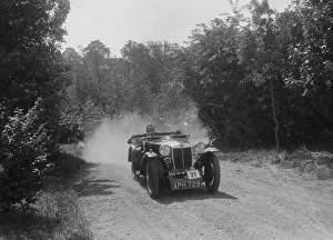 Chalfont St Peter Prints: MG Magna of K Bear competing in the BOC Hill Climb