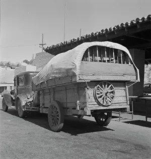 Quarantine Prints: Migrant family stopped at the California-Arizona state line