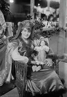 Fundraising Prints: Mildred Tillotson, 1916. Creator: Bain News Service