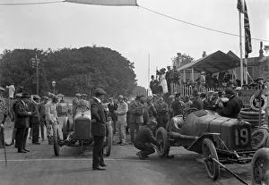 Racing Car Prints: Minerva and Straker-Squire cars at the RAC Isle of Man TT race