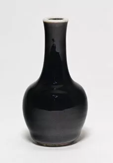 Glazed Pottery Gallery: Miniature Bottle-Shaped Vase, Qing dynasty (1644-1911) or later. Creator: Unknown