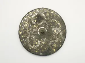 Mirror with dragons, Eastern Zhou dynasty, 5th-4th century BCE. Creator: Unknown Mirror with dragons, Eastern Zhou dynasty, 5th-4th century BCE. Creator: Unknown
