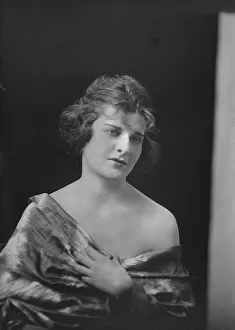 Miss Chaffee, portrait photograph, 1919 Jan. 4. Creator: Arnold Genthe