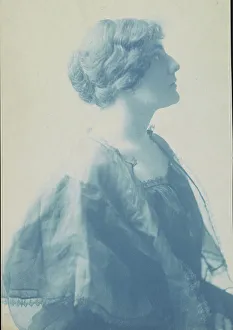 Graphic Designer Prints: Miss Ethel Reed, between 1890 and 1910. Creator: Frances Benjamin Johnston