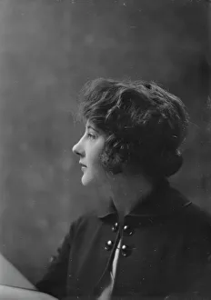 Silent Film Prints: Miss Evelyn Greely, portrait photograph, 1919 Apr. 24. Creator: Arnold Genthe