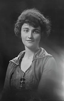 Miss Frances Brown, portrait photograph, 1918 Dec. Creator: Arnold Genthe