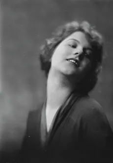 Miss Katherine McCausland, portrait photograph, 1917 or 1918. Creator: Arnold Genthe