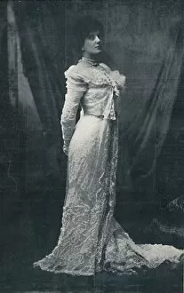 Hands Behind Back Gallery: Miss Lena Ashwell, 1900. Artist: W&D Downey