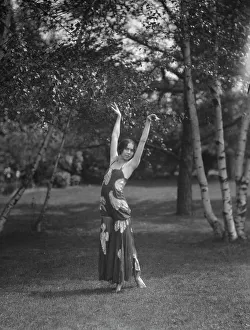 Miss Margaret Severn, between 1920 and 1922. Creator: Arnold Genthe