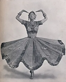 Denis Prints: Miss Ruth St. Denis in her Remarkable East Indian Dance at the Aldwych Theatre, 1906