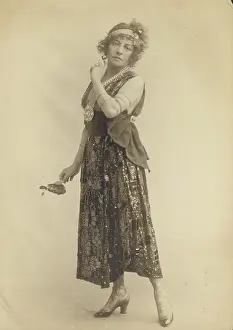 Shoe Prints: Mlle Polaire, about 1910. Creator: Paul Nadar