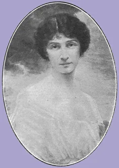 Lillustration Prints: Mme Alexandra Narischkine, fondatrice d'un hopital a Salonique, 1916. Creator: Unknown