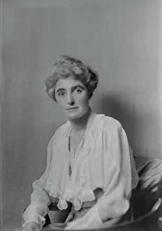 Mme. Chiron, portrait photograph, 1918 Sept. 16. Creator: Arnold Genthe