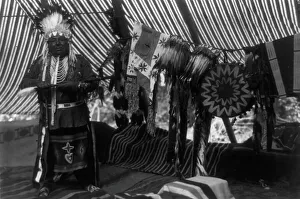 Washington State United States Prints: Mnainak, a Yakima chief, 1910, c1910. Creator: Edward Sheriff Curtis