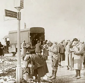 Mobile kitchen on the Voie Sacree, Verdun, northern France, c1914-c1918 Mobile kitchen on the Voie Sacree, Verdun, northern France, c1914-c1918