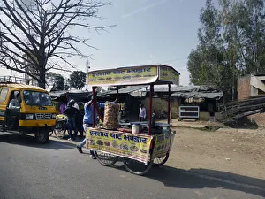 Northern Prints: Mobile street food stall, Uttarakhand, India. Creator: Unknown