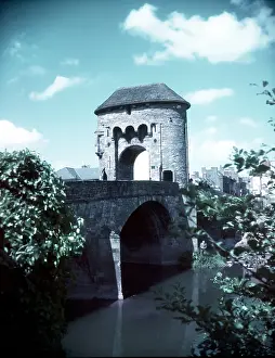 Monmouthshire Prints: The Monnow Bridge, Monmouth, Monmouthshire, c1955. Creator: Arthur Charles Kirby Ware