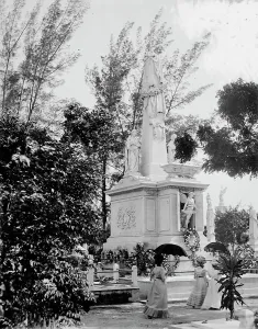 Sepulchral Prints: Monument to Cuban students, Colon Cemetery