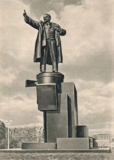 Monument to Lenin by Evseev, Shchuko, and Gelfrejh, St Petersburg, Russia, c1926