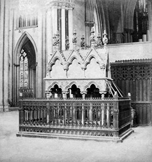 Images Dated 15th January 2008: Monument of Walter de Grey, York Minster, York, North Yorkshire