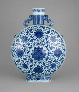 Qianlong Period Gallery: Moon Flask (Bianhu) with Lotus Scroll and Central Floret