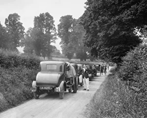 Junior Car Club Prints: Morris Doctors Coupe at the JCC Inter-Centre Rally, 1932. Artist: Bill Brunell
