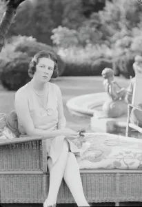 Wicker Prints: Moseley, F.S. Mrs. seated outdoors, 1931 June 14. Creator: Arnold Genthe