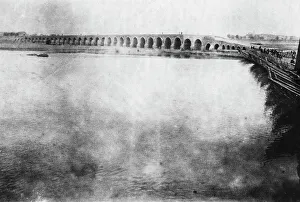 Images Dated 10th August 2007: Mosul bridge, Mesopotamia, WWI, 1918