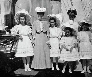 The mother, sister and children of Tsar Nicholas II (1868-1918) of Russia, 1908. Artist: Queen Alexandra