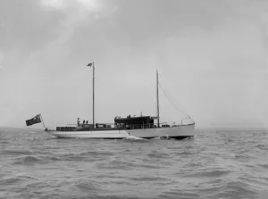 Motor Yacht Prints: Motor yacht Osprey. Creator: Kirk & Sons of Cowes