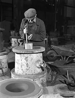 Barnsley Gallery: Moulding in the Wombwell Foundry, South Yorkshire, 1963. Artist: Michael Walters