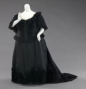 Mourning Dress Gallery: Mourning dress, British, 1894-95. Creator: Unknown