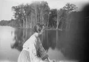 Portrait Photographs Prints: Mower, Margaret, Miss, seated outdoors, not before 1916. Creator: Arnold Genthe