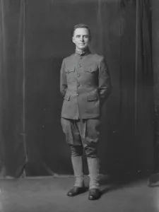 Puttee Prints: Mr. G.G. Hartley, portrait photograph, 1918 Apr. 15. Creator: Arnold Genthe