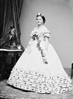 Hoopskirt Gallery: Mrs. Abraham Lincoln, between 1855 and 1865. Creator: Unknown