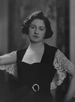 Horseshoe Prints: Mrs. Allan Wellman, portrait photograph, 1917 Dec. 6. Creator: Arnold Genthe