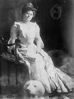 Mrs. Chas. W. Fairbanks seated holding fan, 1910. Creator: Bain News Service