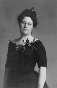 Cyanotypes 1890 1910 Gmgpc Prints: Mrs. Crabbe, half-length portrait