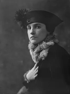 Mrs. E.S. Newbold, portrait photograph, 1918 Mar. 6. Creator: Arnold Genthe