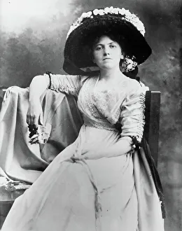 Haughty Prints: Mrs. Frances Hewett Bowne, between c1910 and c1915. Creator: Bain News Service