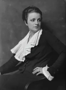 Ruffle Prints: Mrs. Harbeck, portrait photograph, 1918 Mar. 12. Creator: Arnold Genthe
