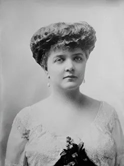 Beads Prints: Mrs. Howard Elliott, between c1910 and c1915. Creator: Bain News Service