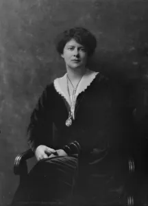 Mrs. H.W. Sage, portrait photograph, 1918 Jan. 12. Creator: Arnold Genthe